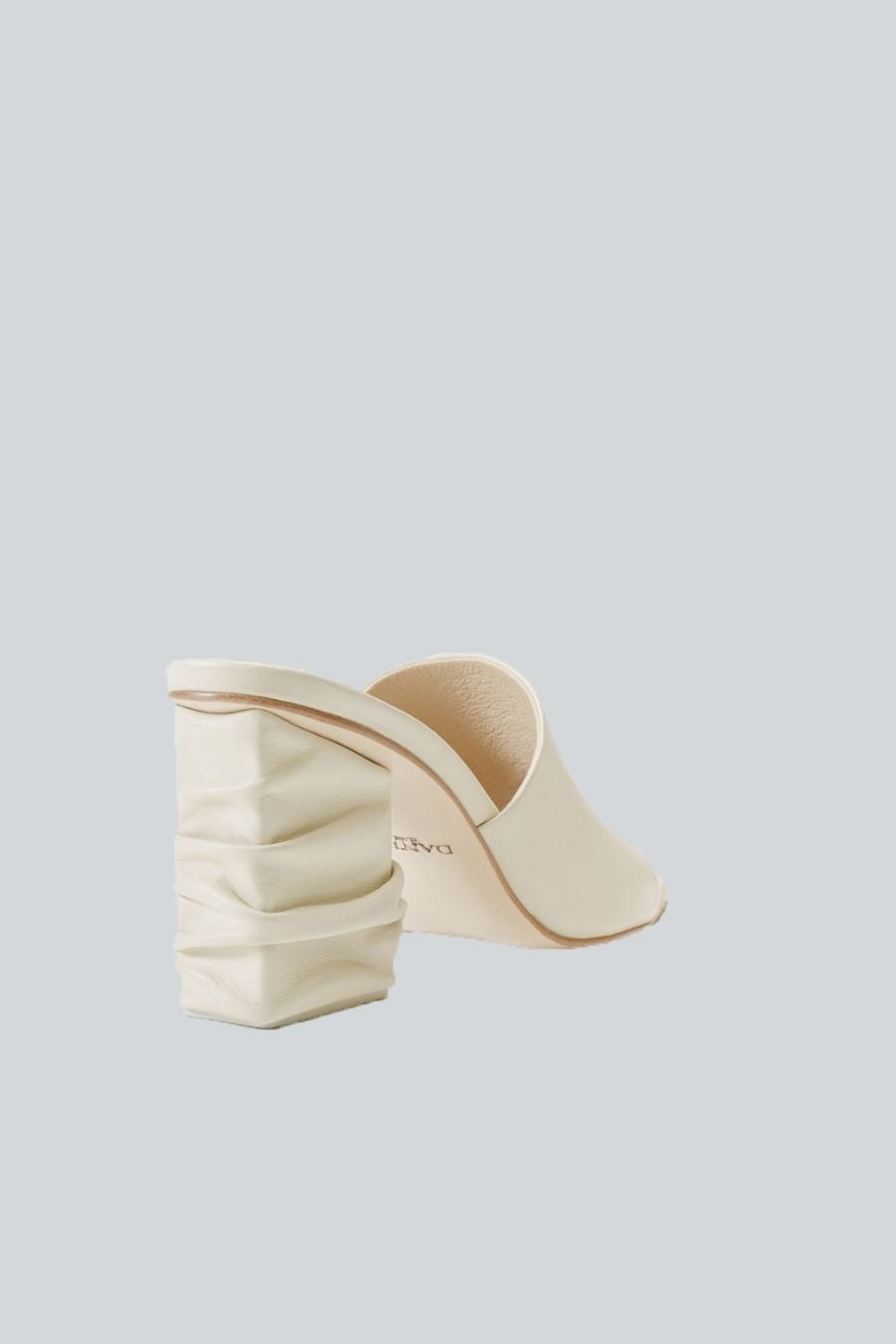 SANDALIA NILO BONE